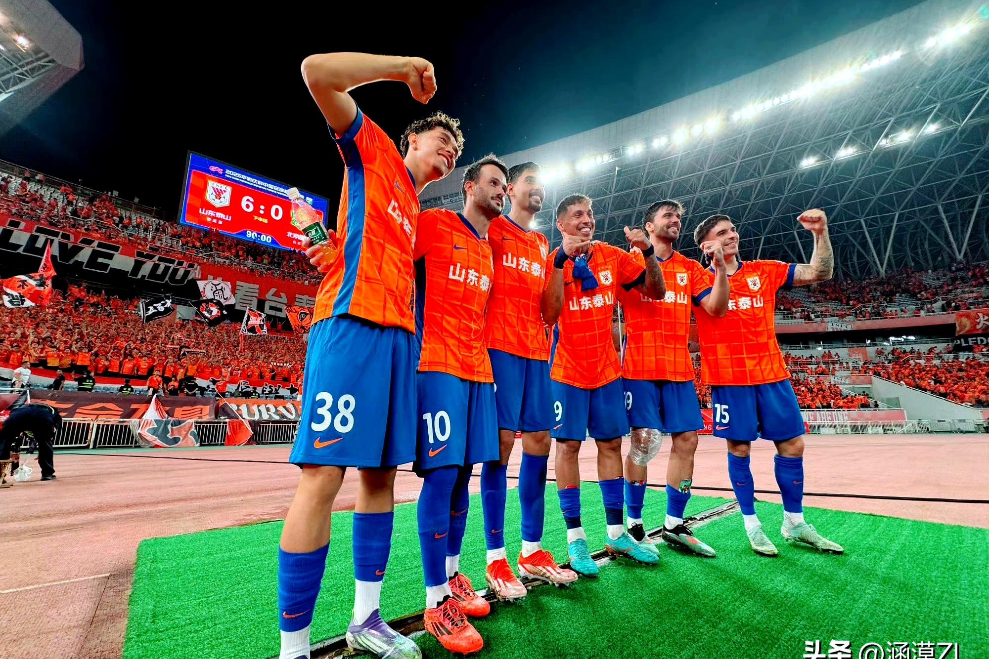 赛前山东泰山调整名单以备社区盾；调整名单环节打磨；底气十足；年轻球员得到机会的简单介绍