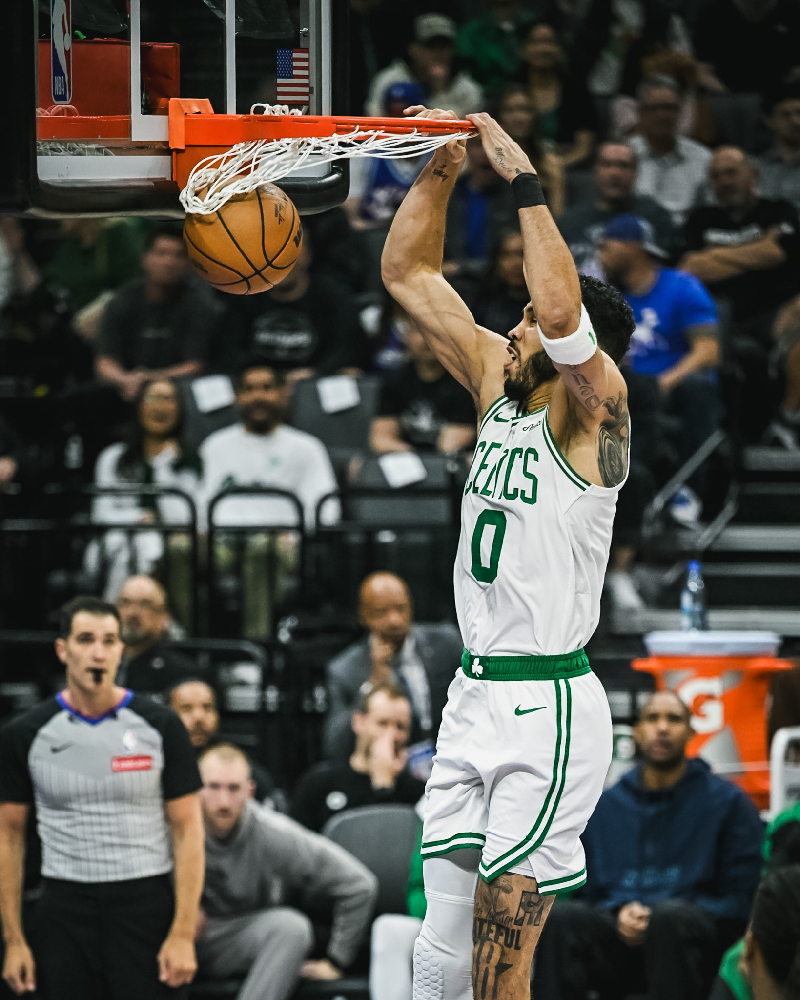 熊猫体育-关于塔图姆连续十二场比赛得分超过绝杀,独行侠挑战极限!的信息